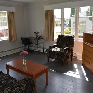 2* Motel 2400