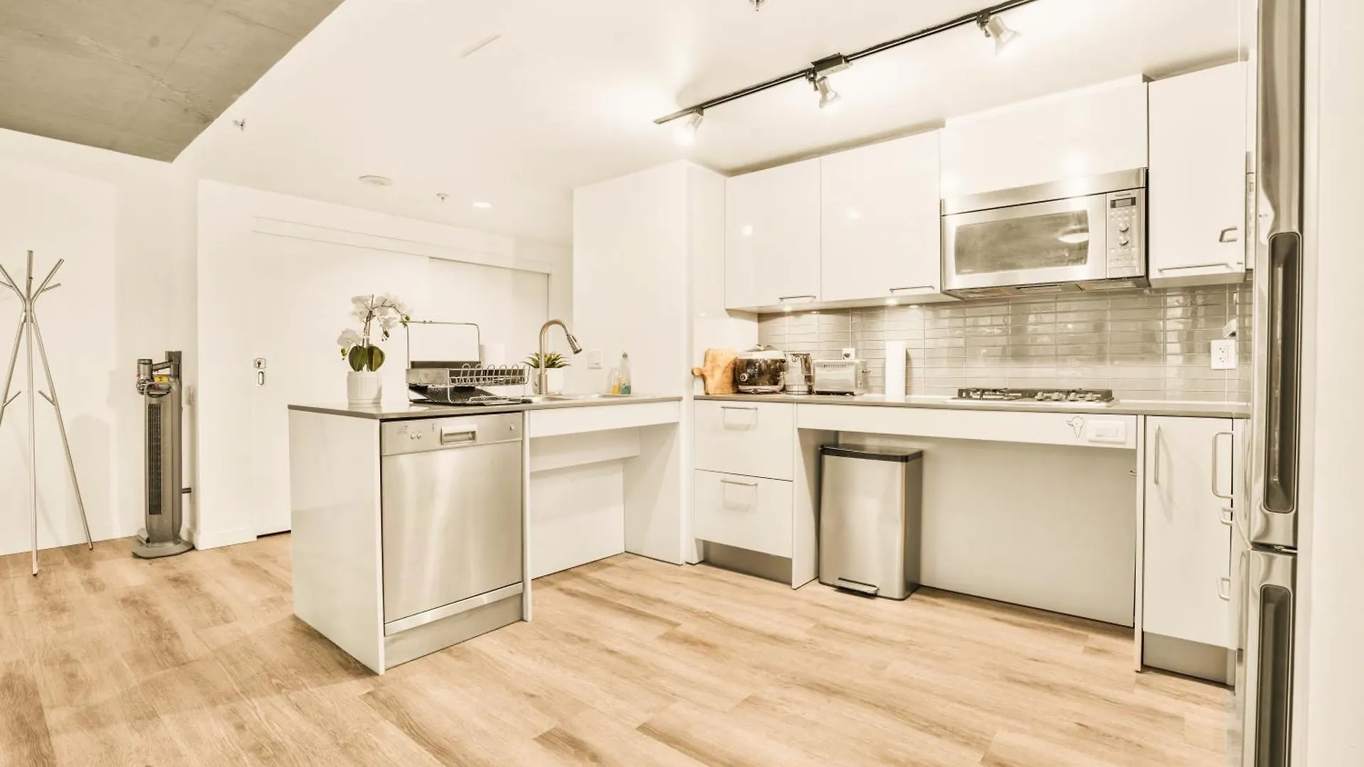 Apartamento Urban Chic: Sleek 2Br In Heart Of Vancouver
